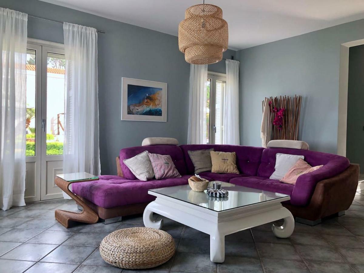Villa Dolphin